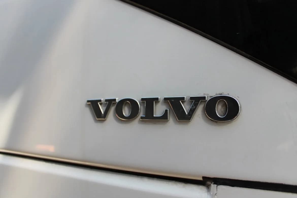 2013 Volvo 9700 ADA Coach Bus - Image 5