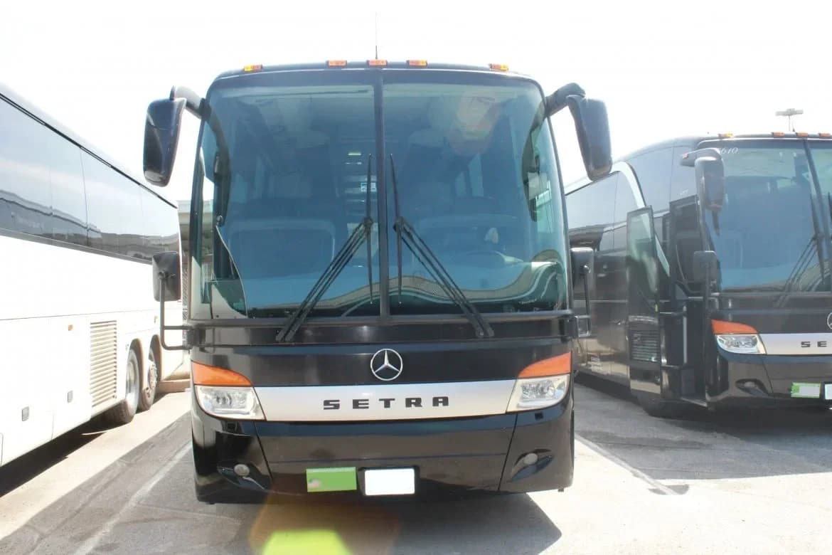 2011 Mercedes Benz Setra S417 Coach Bus - Image 2