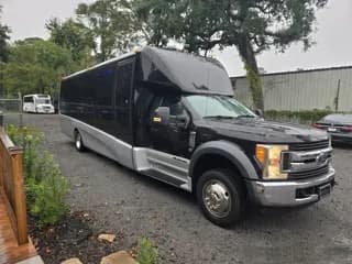 2017 Ford F550 bus