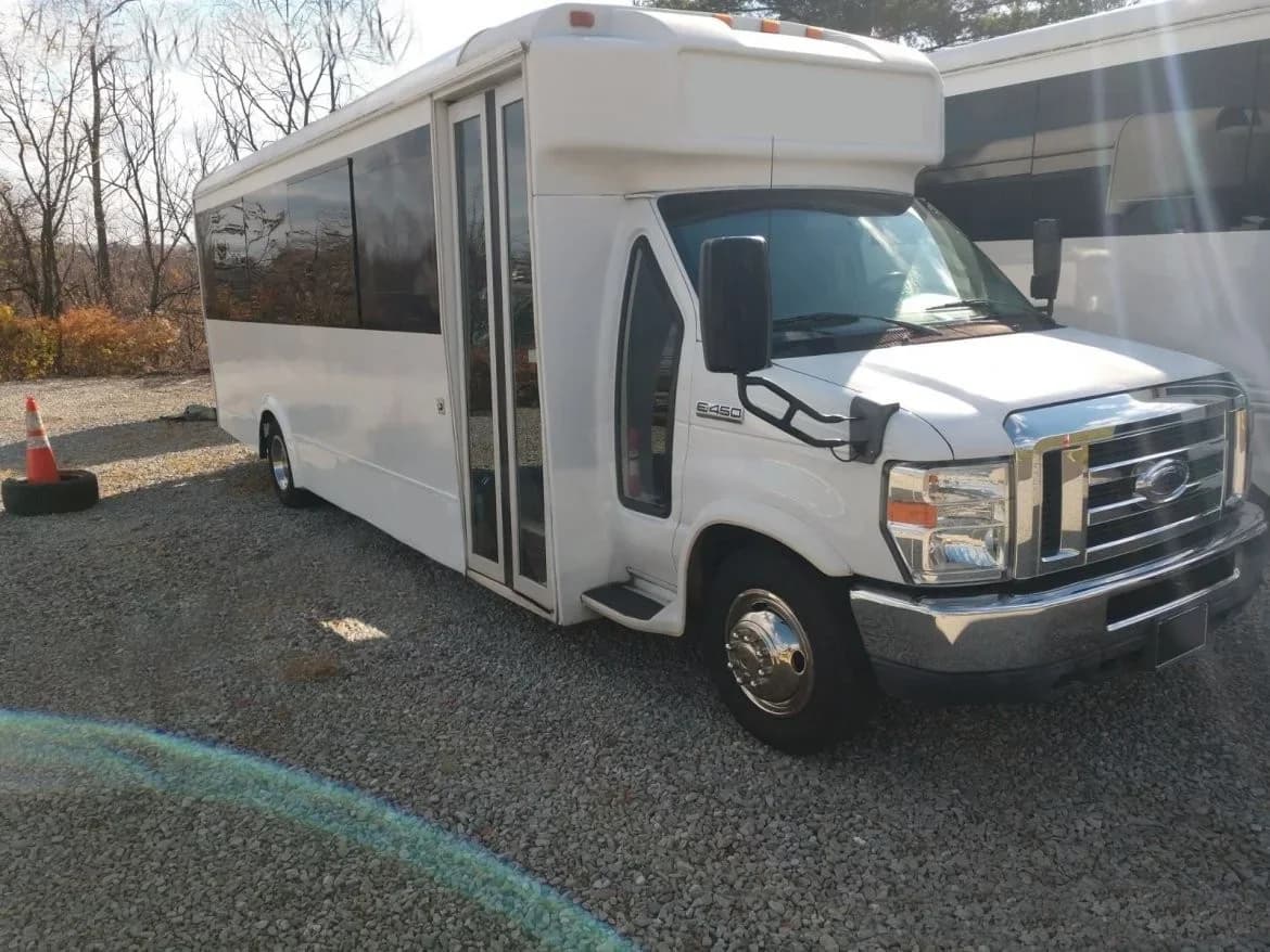 2014 Ford E450 Limo Bus - Image 1