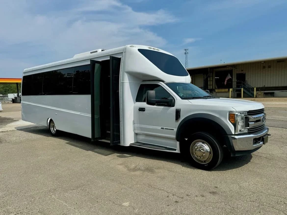 2017 Ford F550 Limo Bus - Image 1