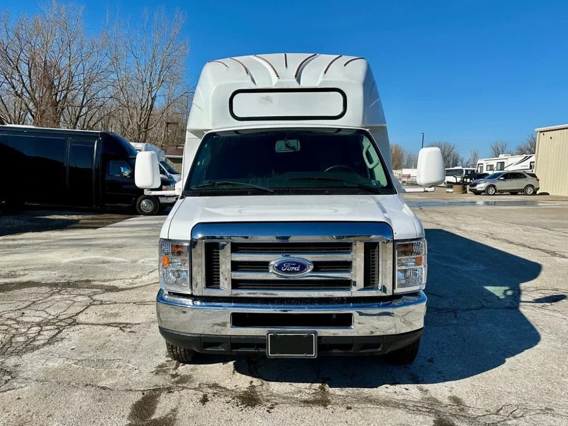 2018 Ford E350 Limo Bus - Image 2