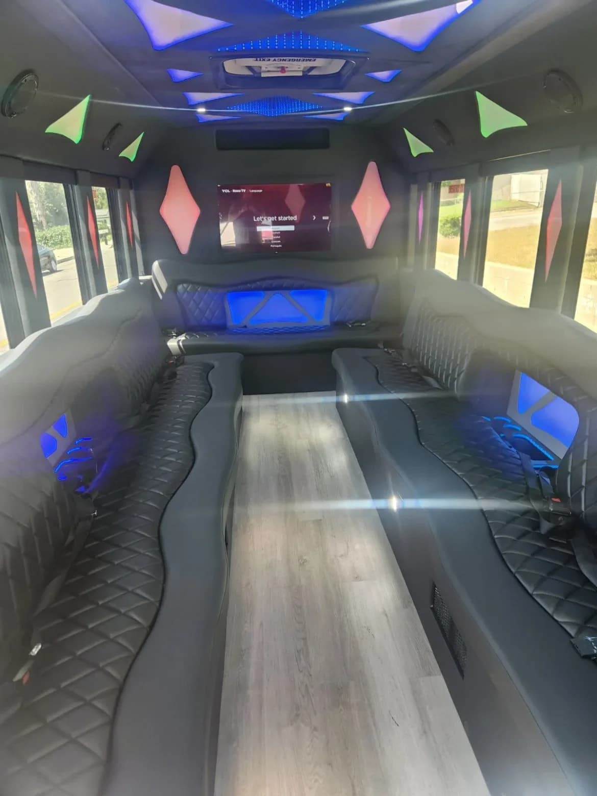 2013 Ford E450 Limo Bus - Image 8