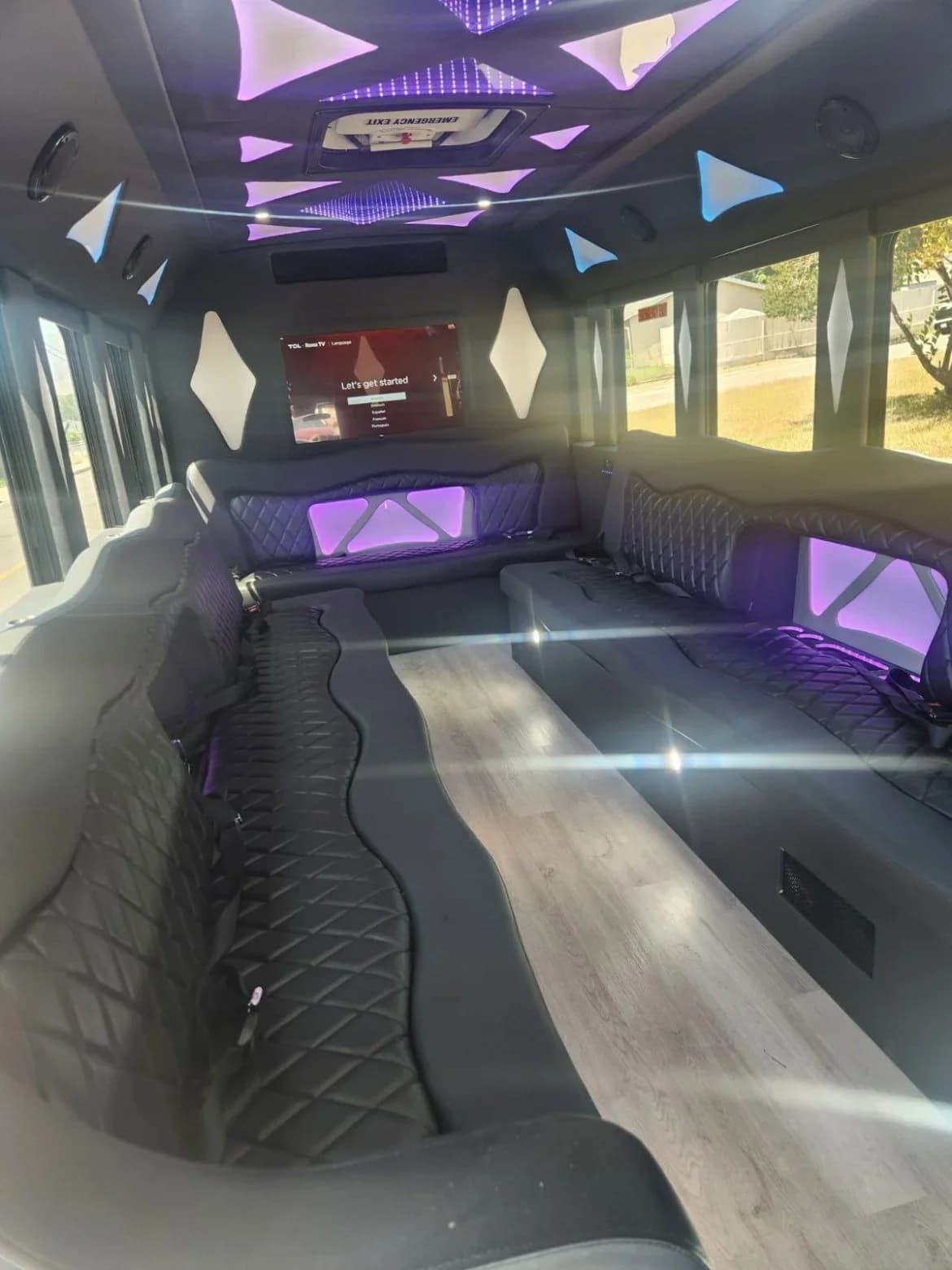 2013 Ford E450 Limo Bus - Image 6