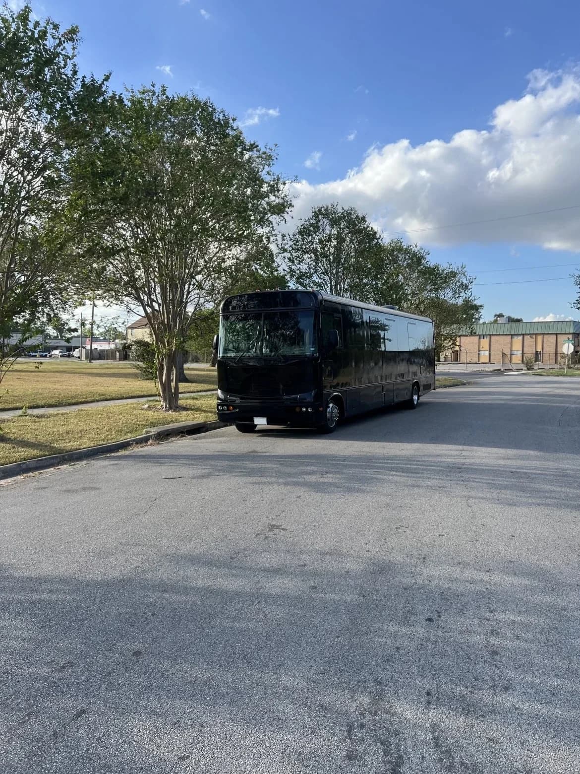 2007 Freightliner M2 Party Bus - Image 2
