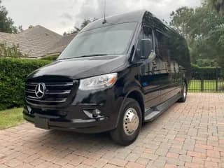 2021 Mercedes-Benz Sprinter 3500 XD bus