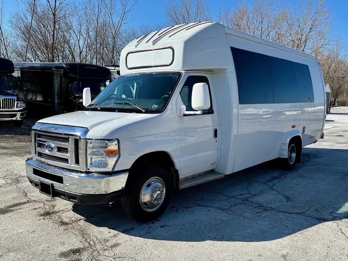 2017 Ford E350 Limo Bus - Image 2