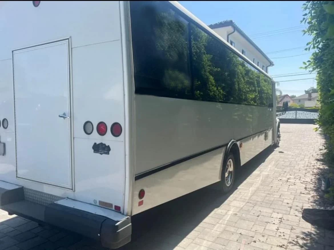 2014 Freightliner M2 Limo Bus - Image 7