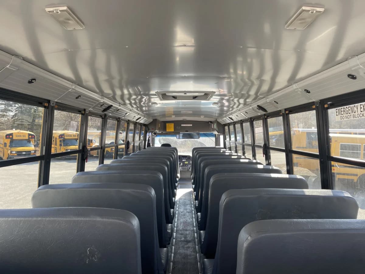 2014 Freightliner Thomas Saf-T-Liner C2 School Bus - Image 10
