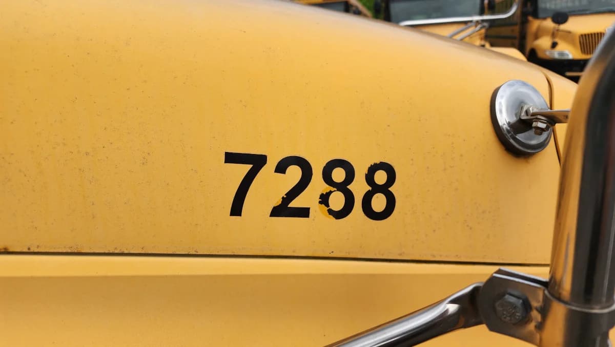 2014 International CE A/C School Bus - Image 35
