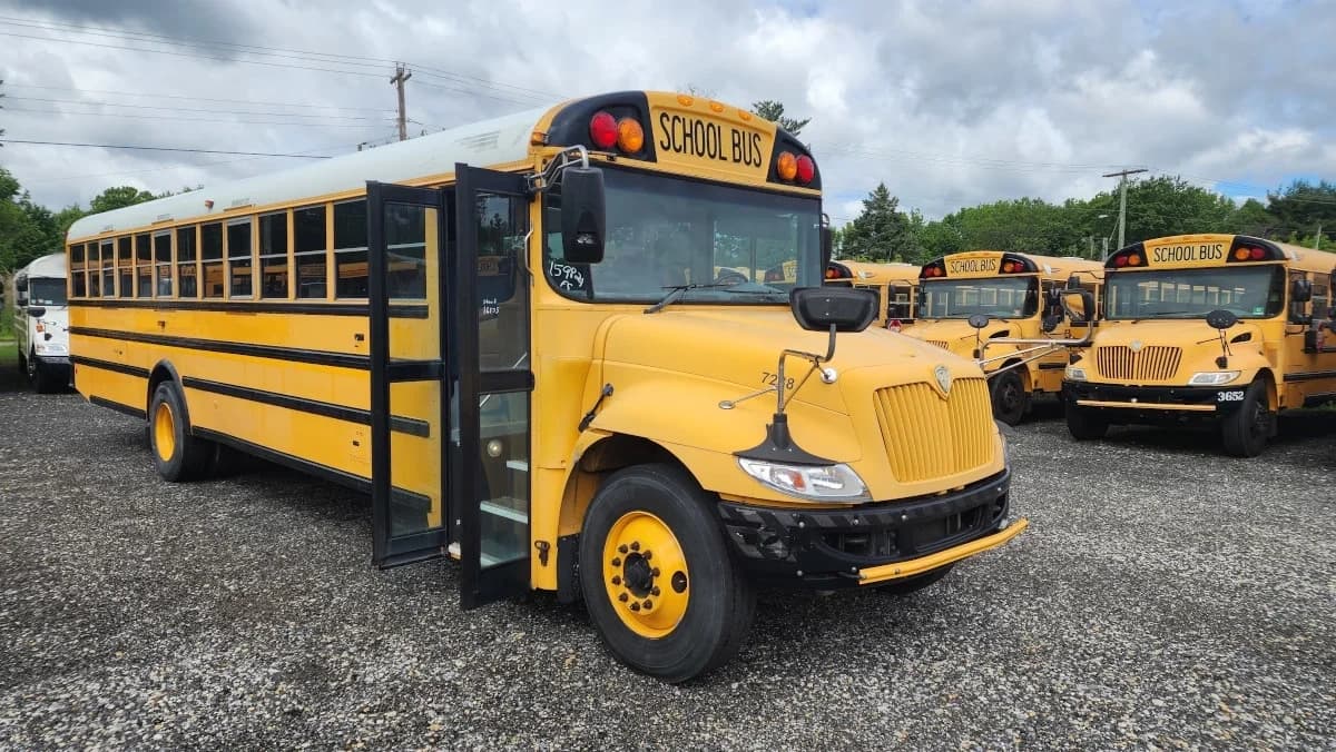 2014 International CE A/C School Bus - Image 2