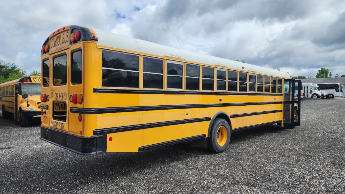 2014 International CE A/C School Bus - Image 3