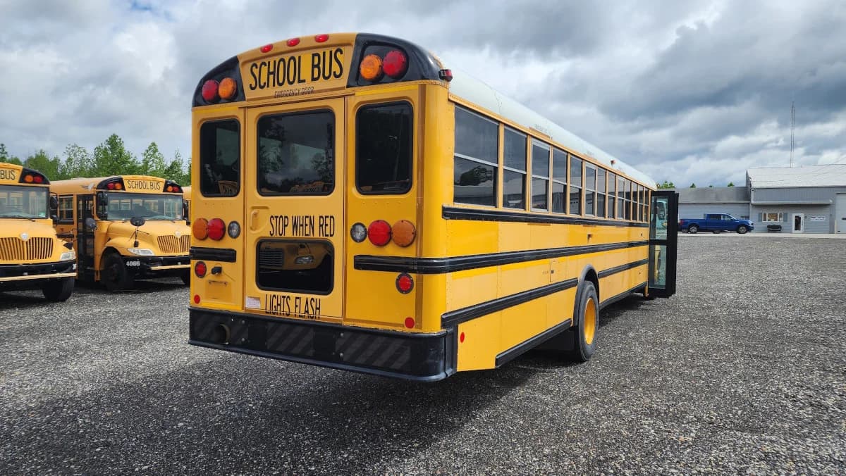 2014 International CE A/C School Bus - Image 22