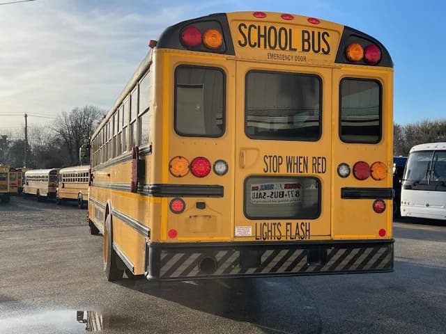 2015 International CE A/C School Bus	 - Image 15