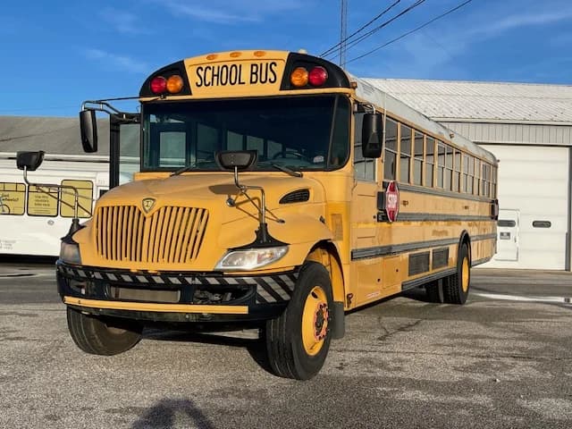 2015 International CE A/C School Bus	 - Image 16