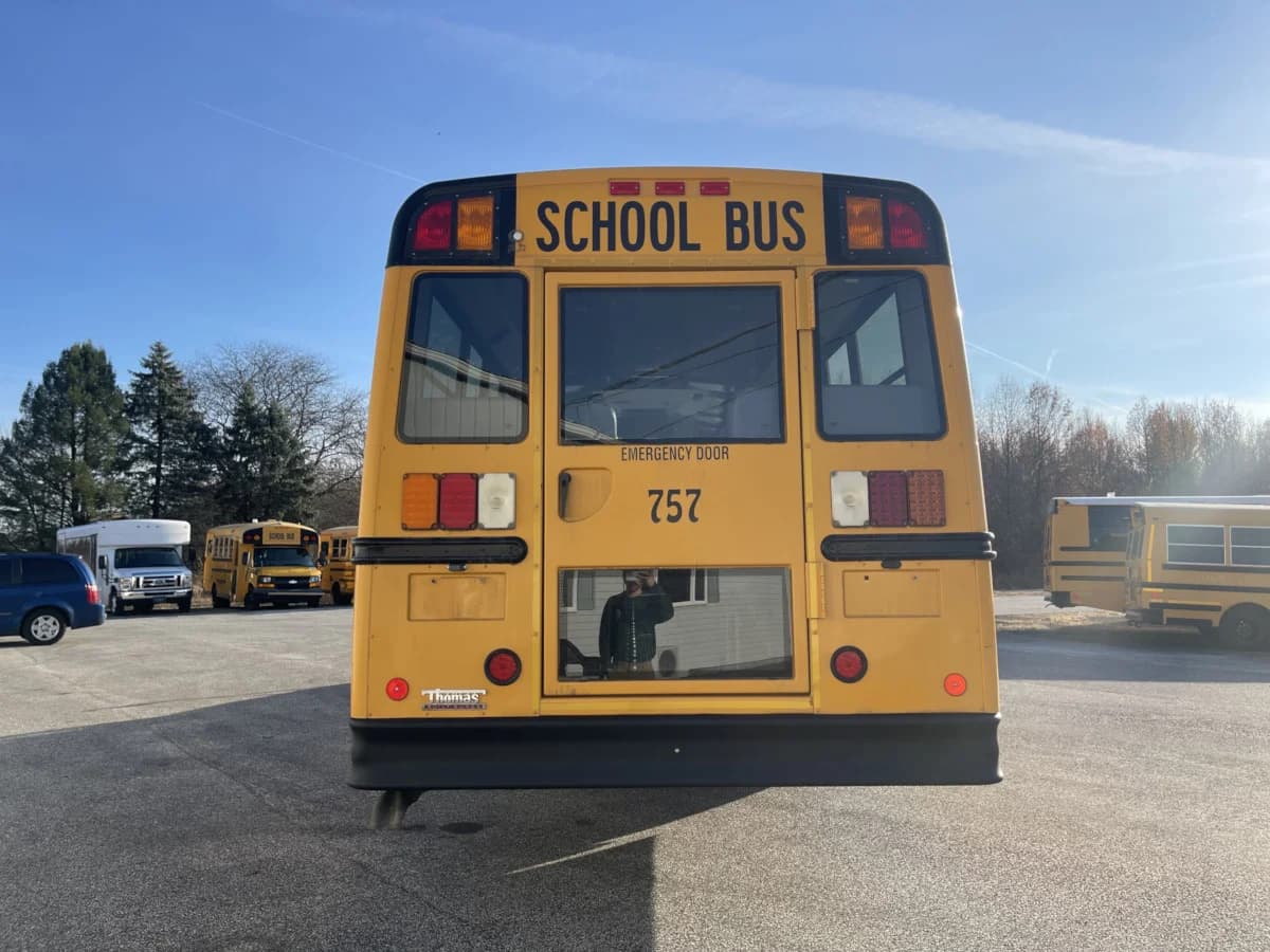 2014 Freightliner Thomas Saf-T-Liner C2 School Bus - Image 4