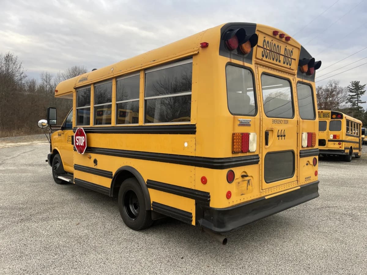 2014 Chevrolet 3500 Thomas Mini School Bus - Image 3