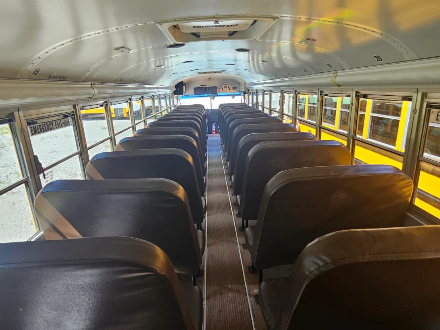 2015 Blue Bird Vision School Bus - Image 7