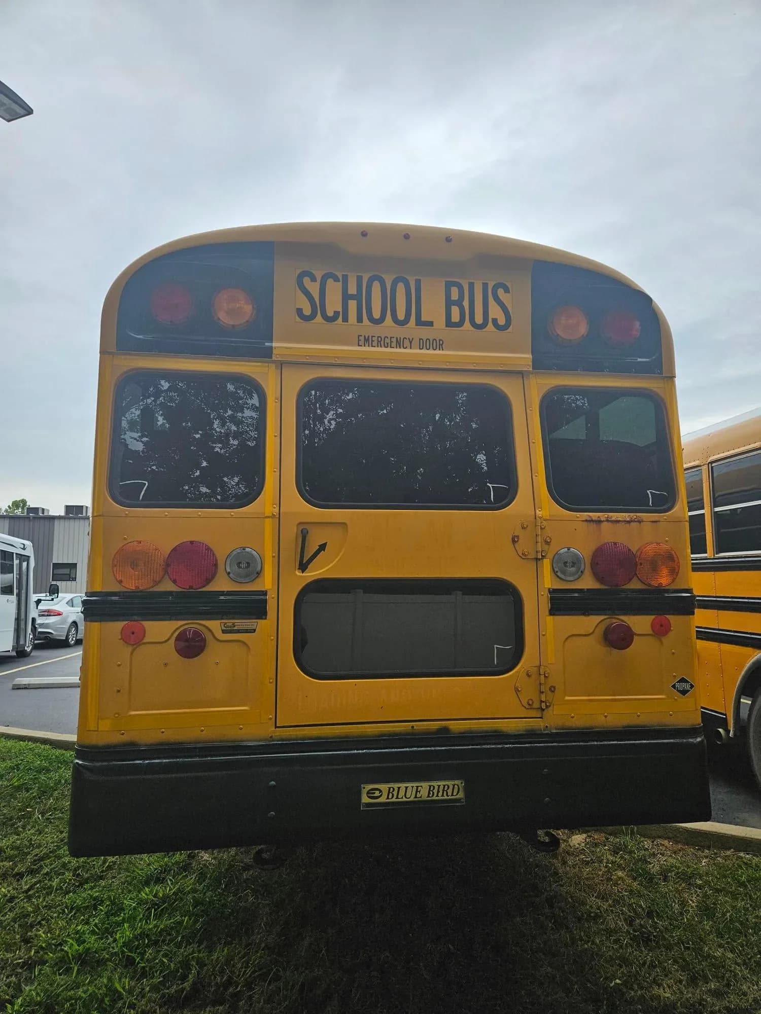 2015 Blue Bird Vision School Bus - Image 4