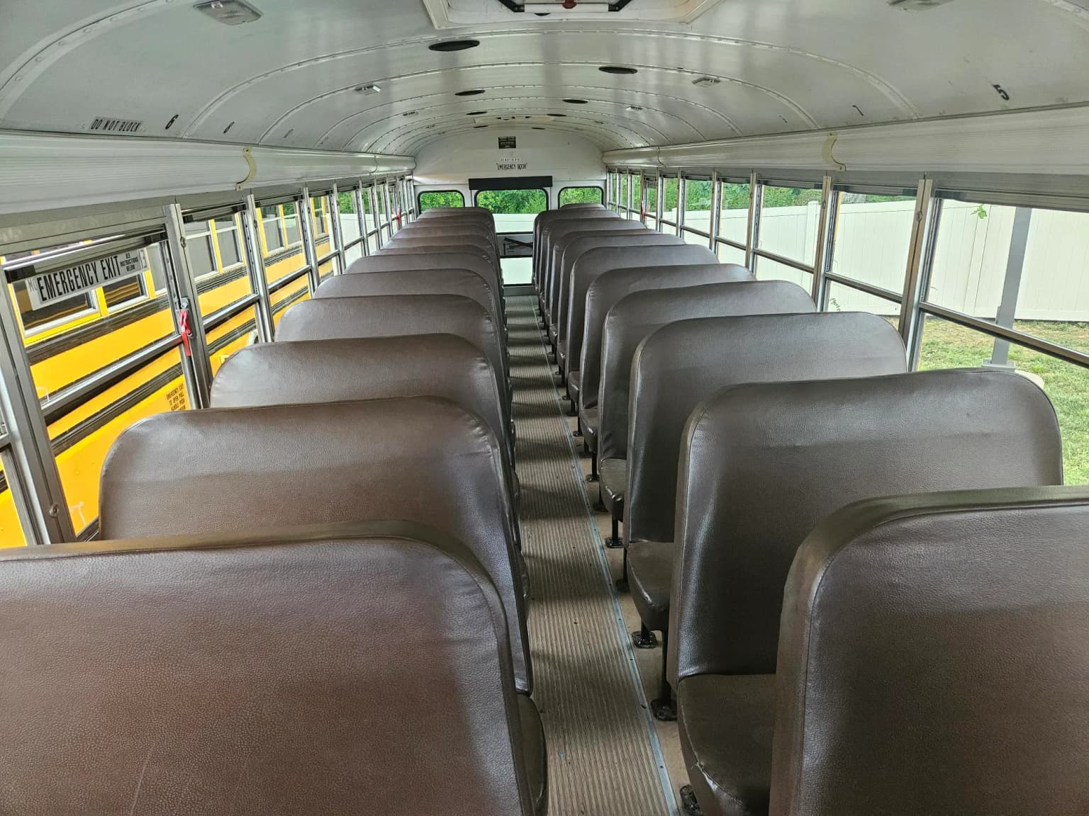 2015 Blue Bird Vision School Bus - Image 8