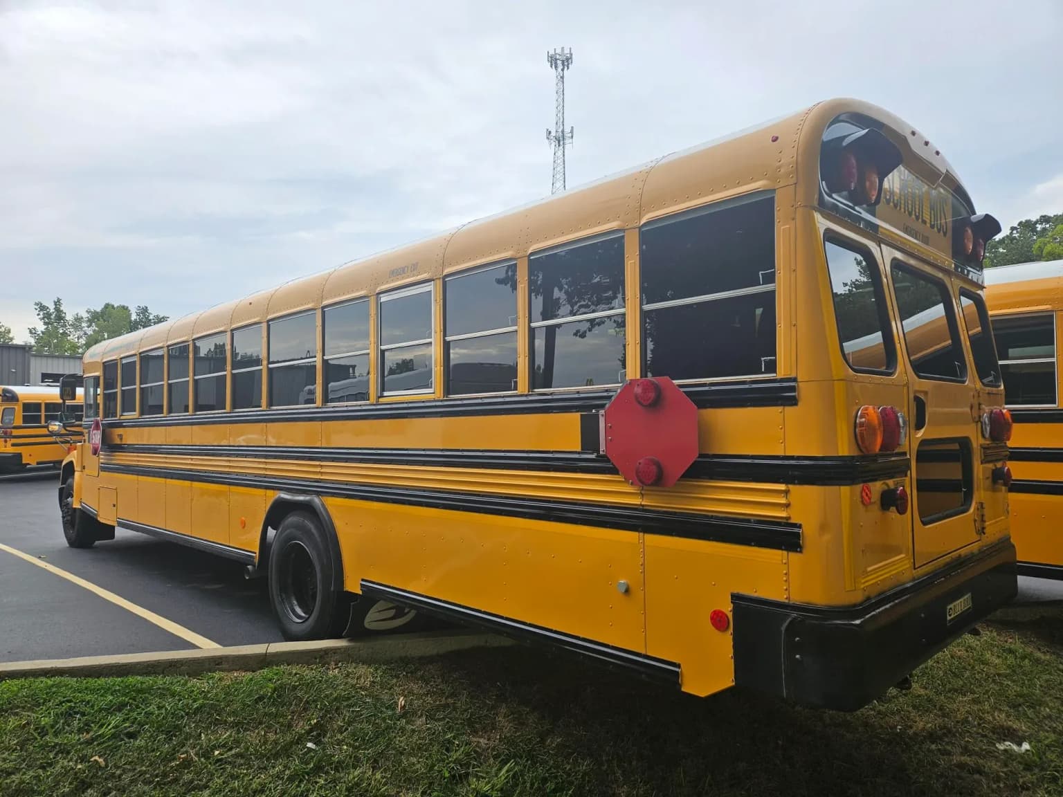 2015 Blue Bird Vision School Bus - Image 3
