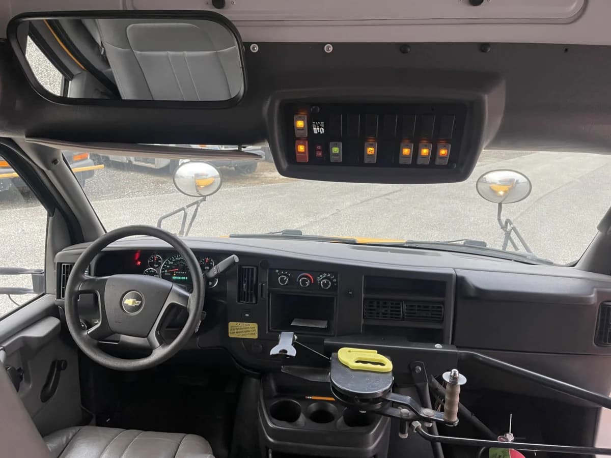 2013 Chevrolet 3500 Thomas Mini School Bus - Image 8