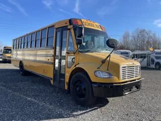 2014 Freightliner C2 bus
