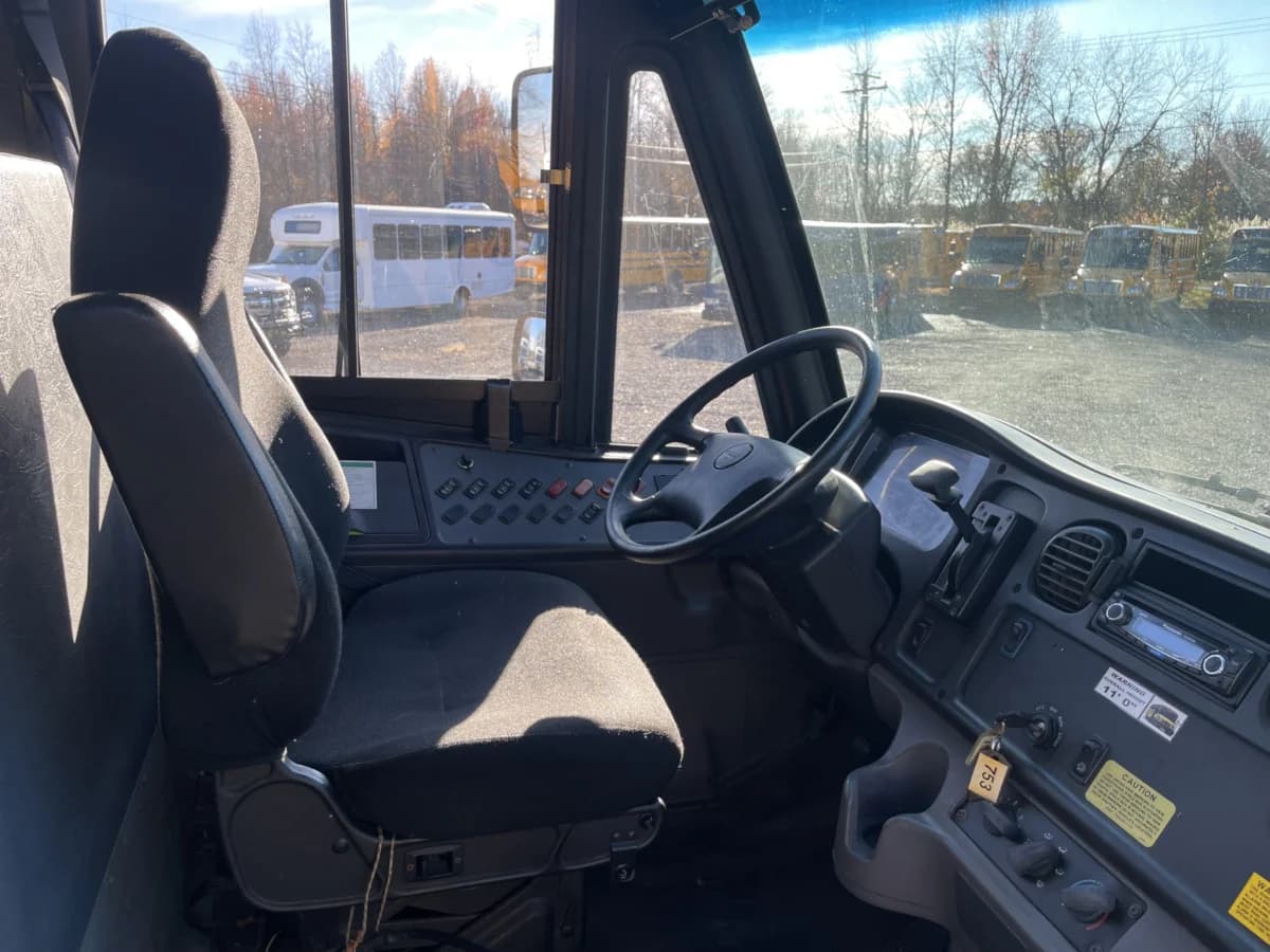 2014 Freightliner Thomas Saf-T-Liner C2 School Bus - Image 8