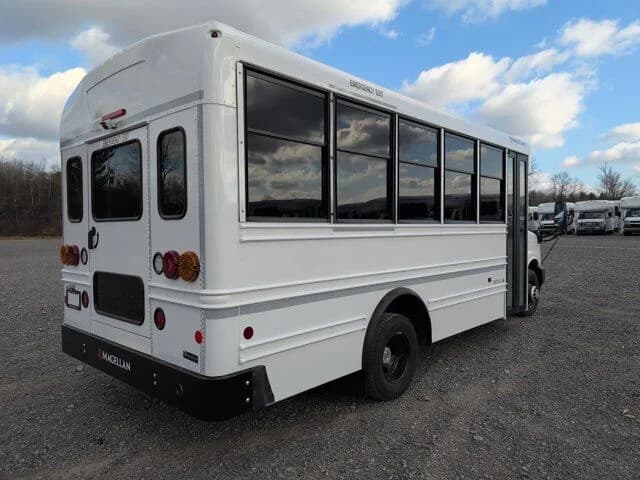 2025 Chevrolet Collins Magellan Non CDL Activity Bus - Image 4