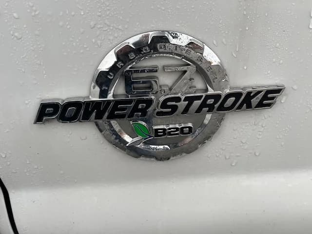 2013 Ford F550 El Dorado Krystal K33 Shuttle Bus - Image 4