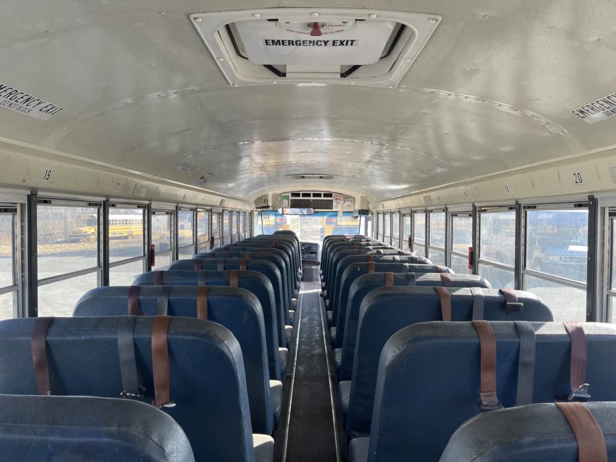 2015 International CE AC School Bus - Image 15