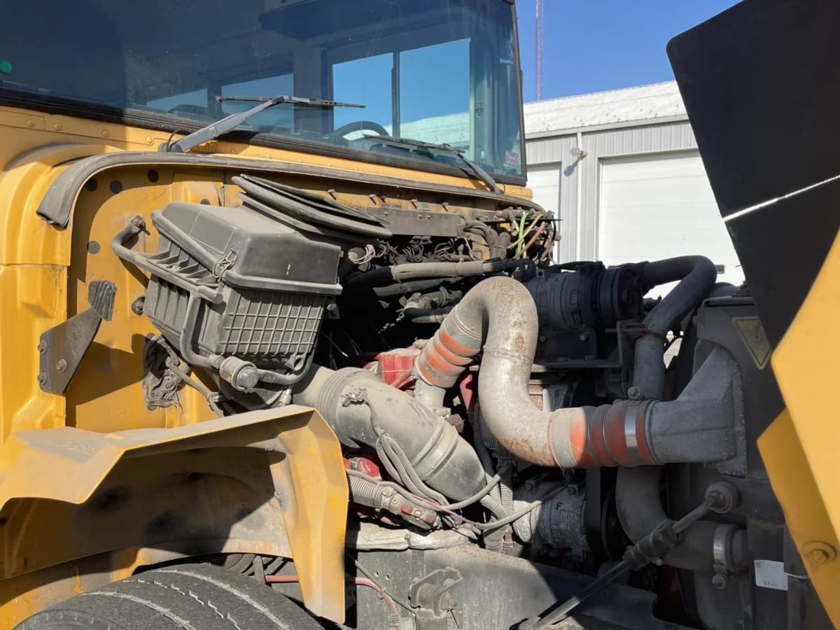 2015 International CE AC School Bus - Image 19