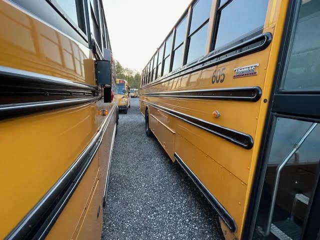 10 Bus Package Deal - Image 30