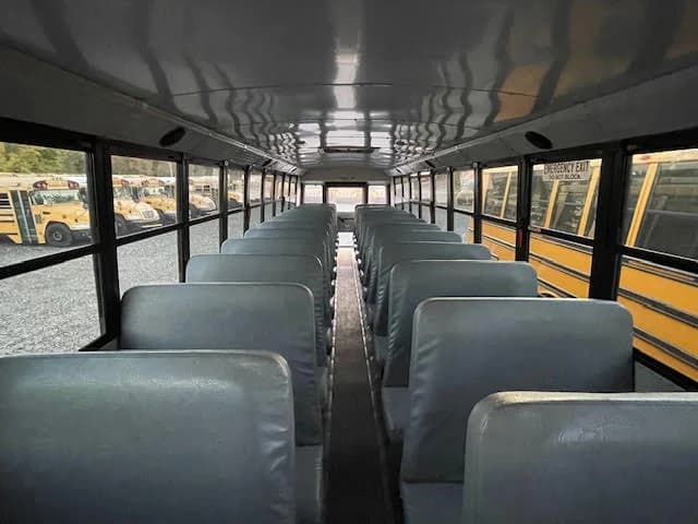 10 Bus Package Deal - Image 35