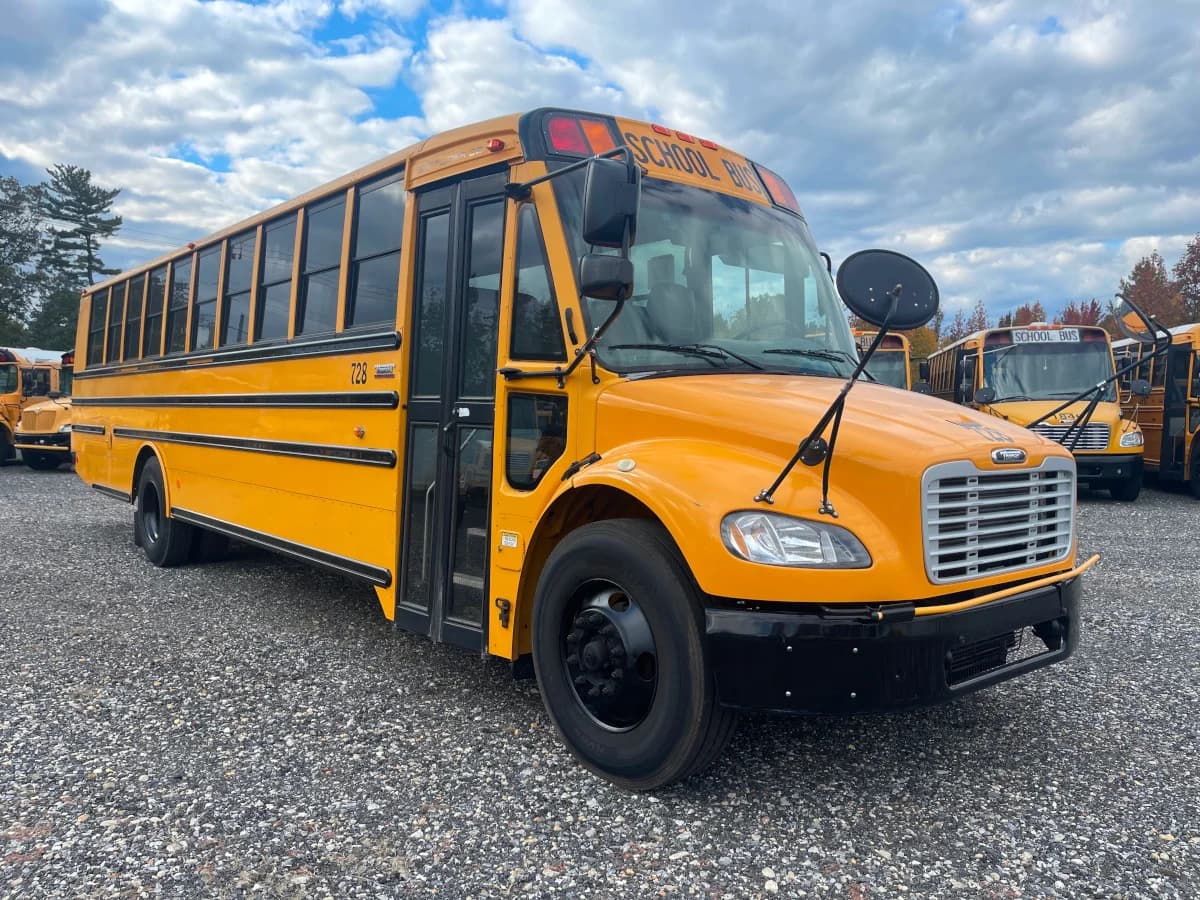 10 Bus Package Deal - Image 6