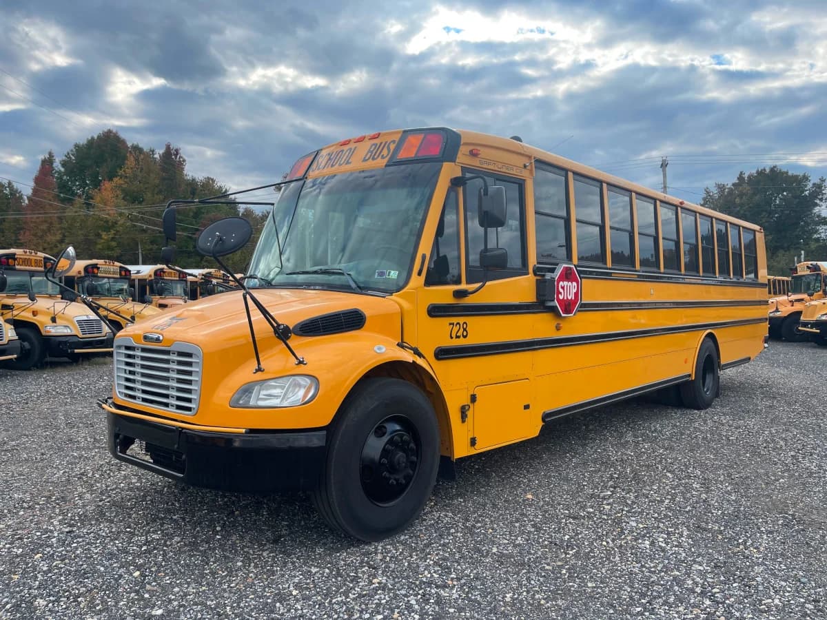 10 Bus Package Deal - Image 7