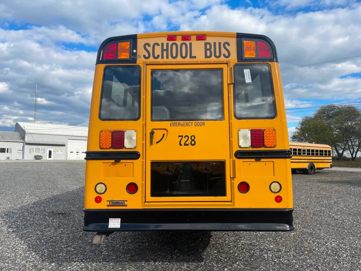 10 Bus Package Deal - Image 27