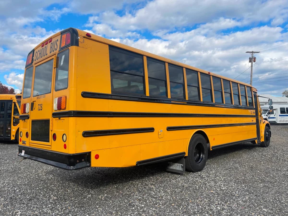 10 Bus Package Deal - Image 13