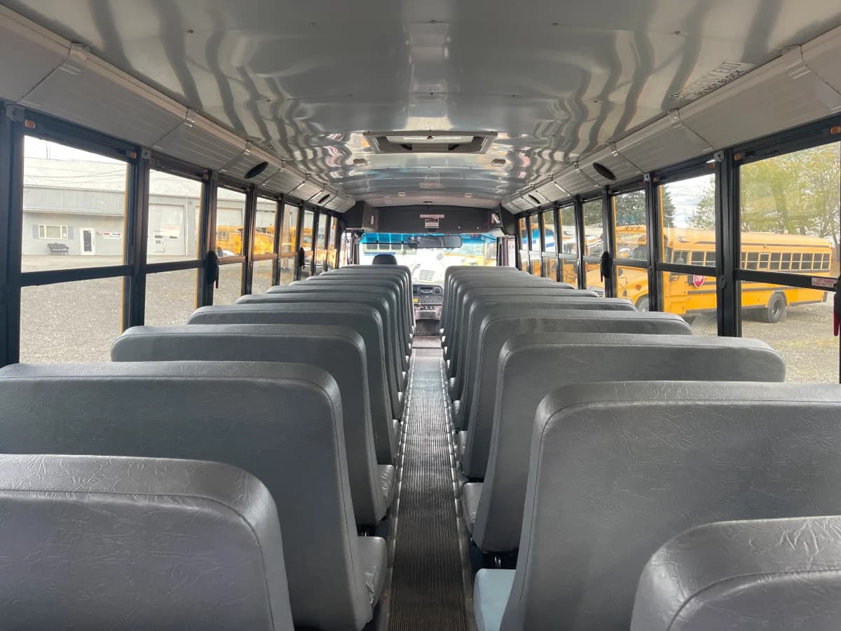 10 Bus Package Deal - Image 39