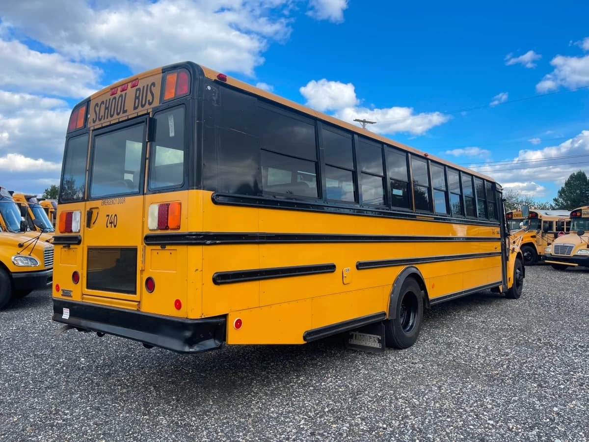 10 Bus Package Deal - Image 43