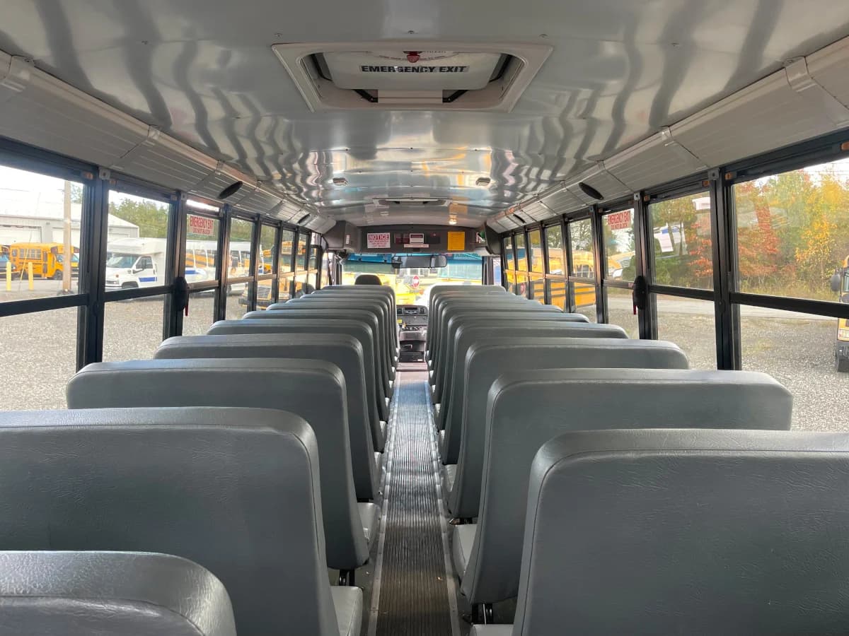 10 Bus Package Deal - Image 46