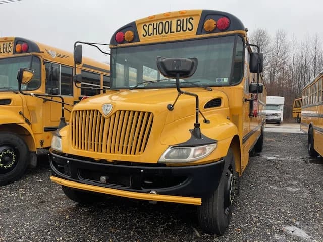 2015 International CE School Bus - Image 2