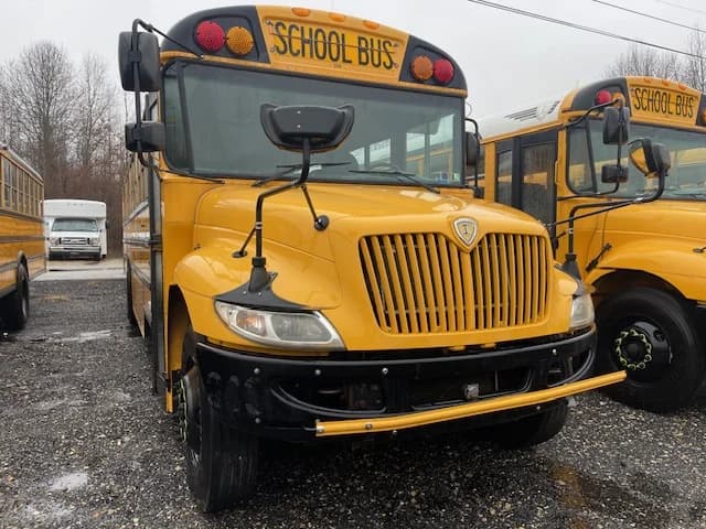 2015 International CE School Bus - Image 1
