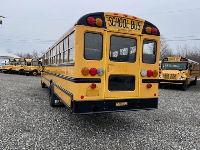 2015 International CE School Bus - Image 21