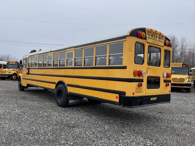 2015 International CE School Bus - Image 23