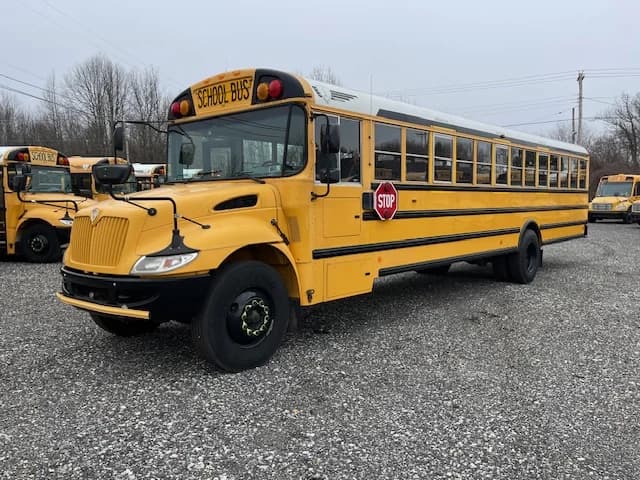 2015 International CE School Bus - Image 25