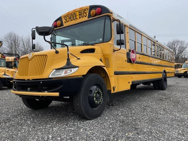 2015 International CE School Bus - Image 26