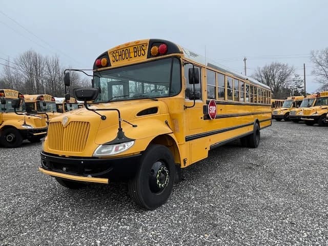 2015 International CE School Bus - Image 27