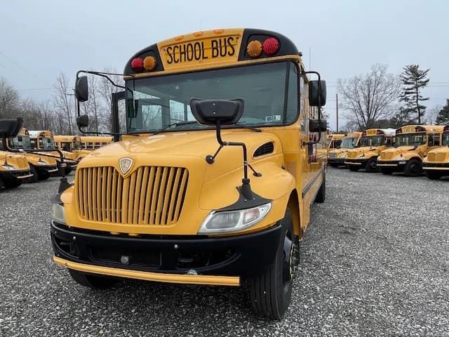 2015 International CE School Bus - Image 28