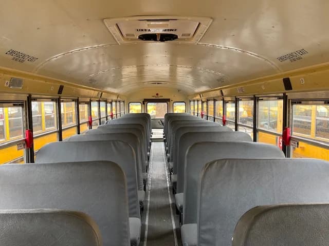 2011 International CE School Bus - Image 5